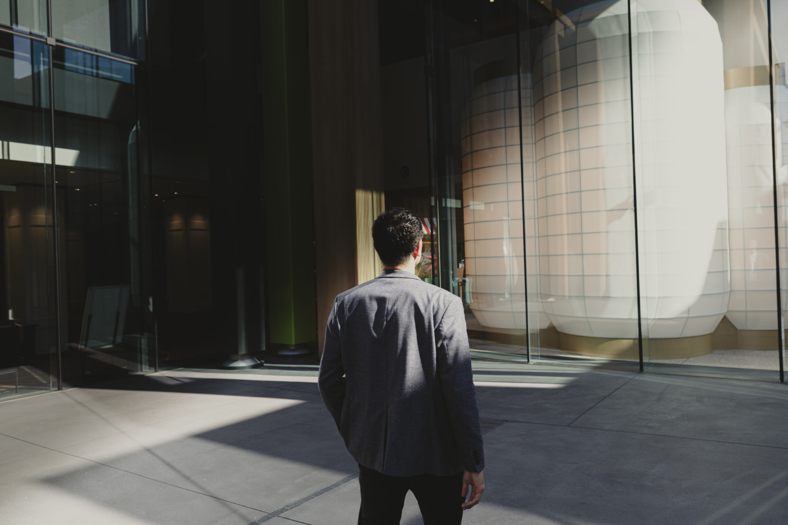 歴史と文化を継承しながら、未来への挑戦を描く